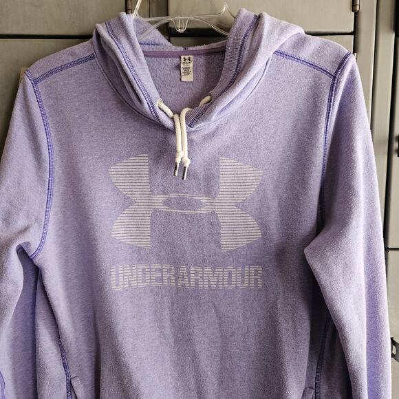 Under Armour ladies pullover hoodie - size medium loose fit - Picture 2 of 5